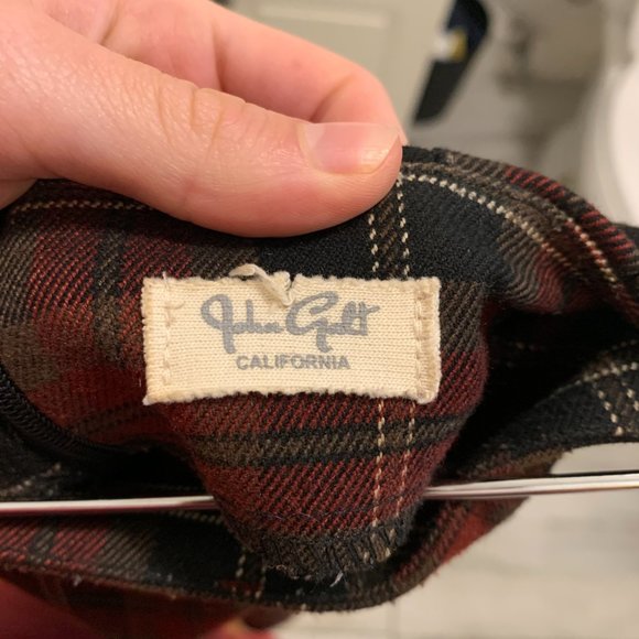 Brandy Melville Plaid Mini-Skit - Picture 2 of 3